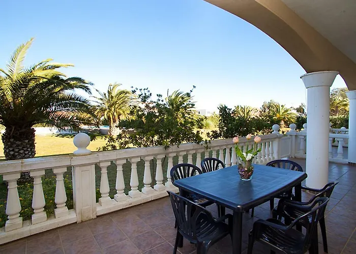 شقة Royal Delta-5 By Interhome *